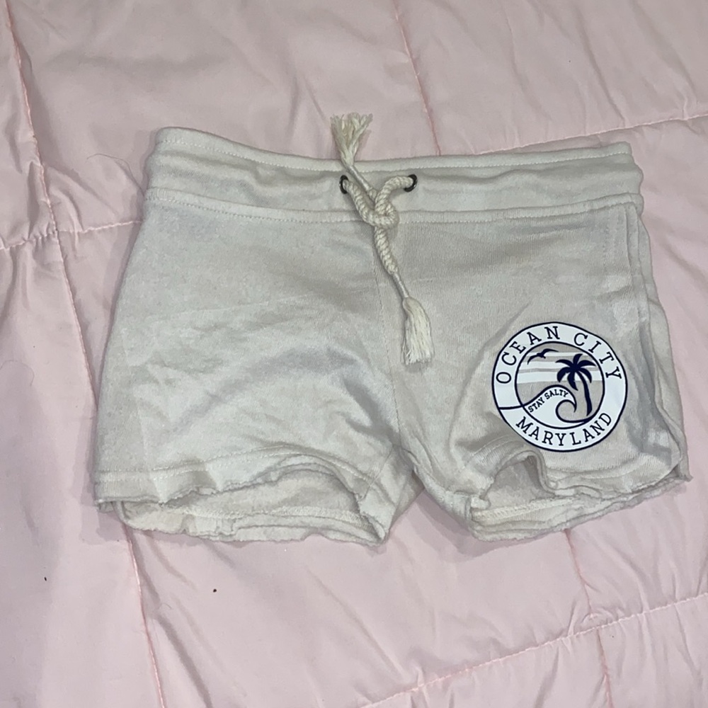 Shorts (with “Ocean City Maryland” print)